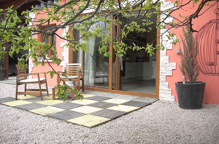 Vakantiehuis Ruhiges Ferienhaus mit Garten an der Weinstraß