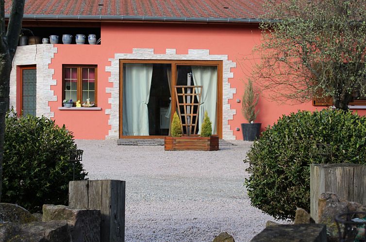 Vakantiehuis Ruhiges Ferienhaus mit Garten an der Weinstraß