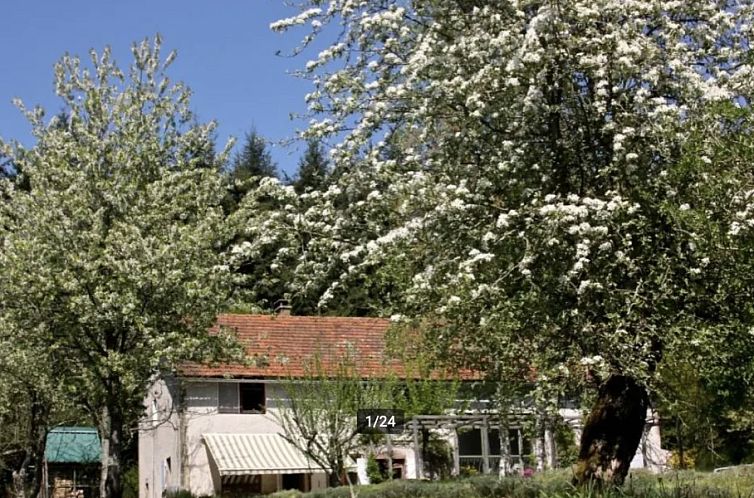 Zonnig huis in Allier