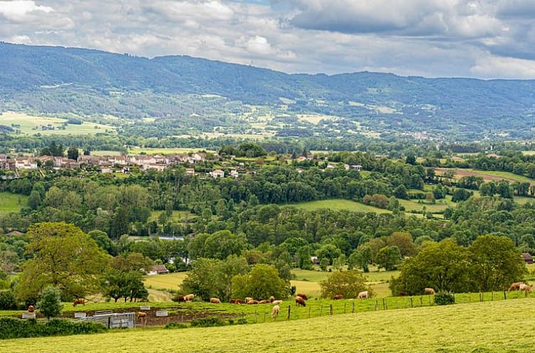 Vakantiehuis in Saint Bonnet le Chastel