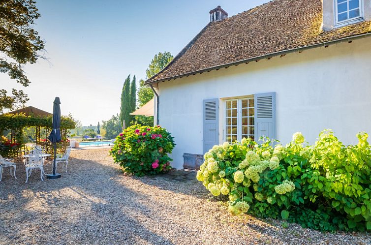 Geschakelde woning in Beaune