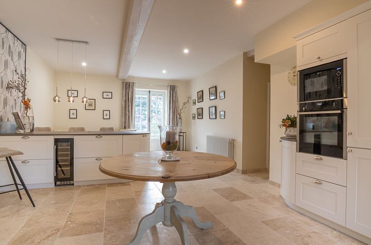 Geschakelde woning in Beaune