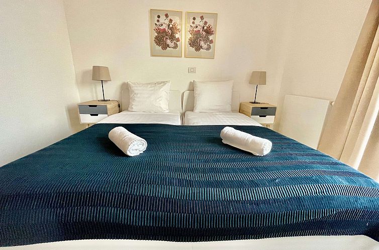 Modern 1BR Near Diamond District by OneLuxStay