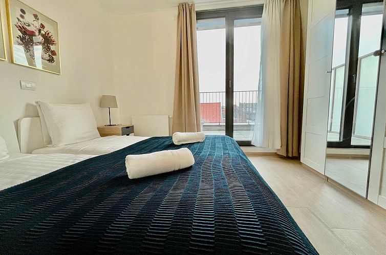 Modern 1BR Near Diamond District by OneLuxStay