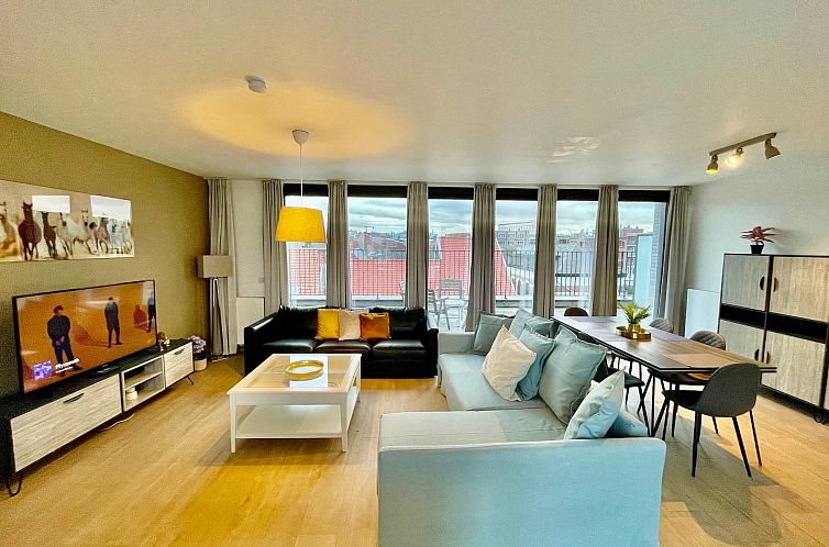 Guest house 040155 - Apartment Antwerp - Modern 2BR Penthouse Near Diamond District by OneLuxStay