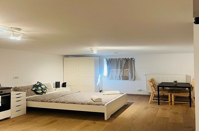 Studio Suite Antwerp Fashion District by OneLuxStay