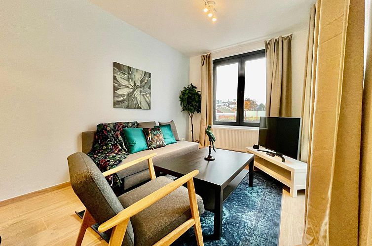 Luxury 2BR 1BA Near Fashion District by OneLuxStay