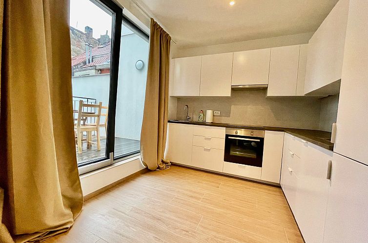 Luxury 2BR 1BA Near Fashion District by OneLuxStay