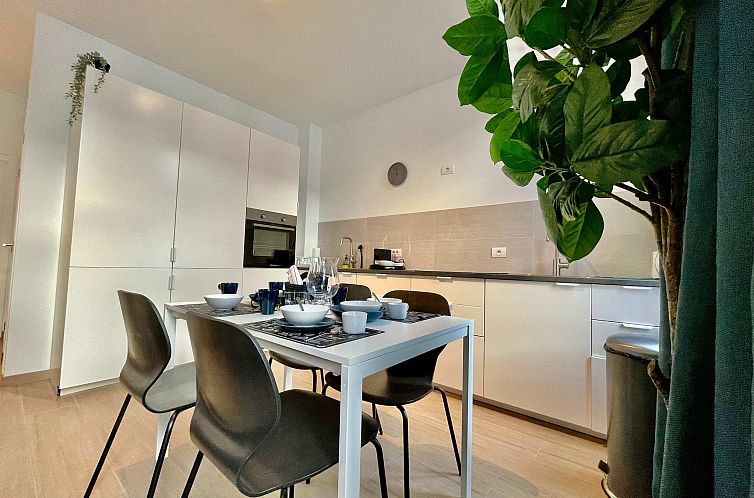 Luxury Dlx 1BR Near Fashion District by OneLuxStay