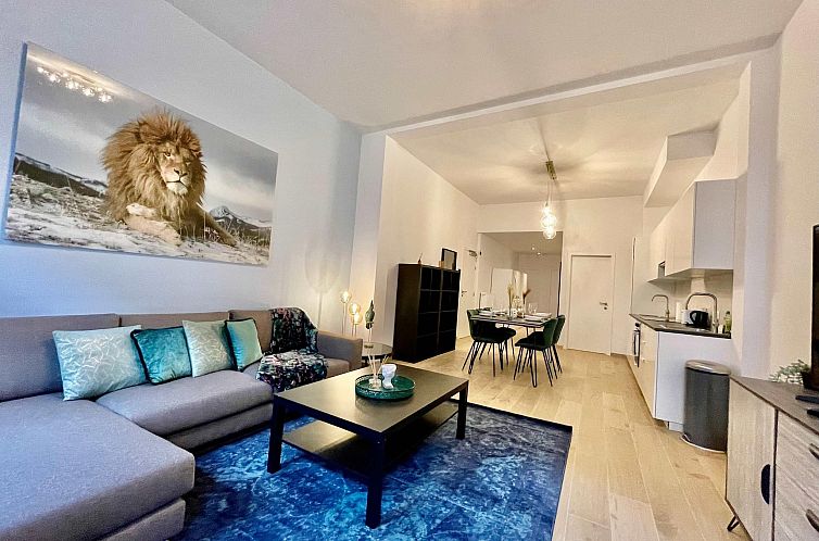 Luxury 2BR 2BA Near Fashion District by OneLuxStay