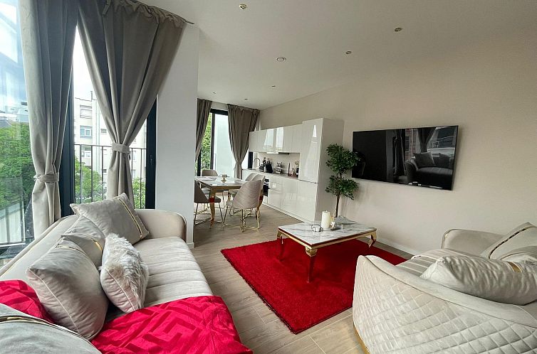 One Lux Stay Near Antwerp Central - 2 Bedroom 15 Bathroom