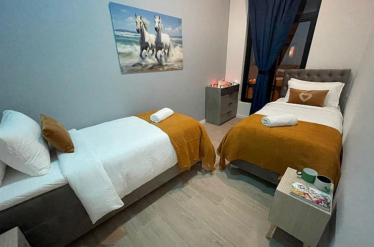 One Lux Stay 3BR / 2BA Antwerp near Central Station