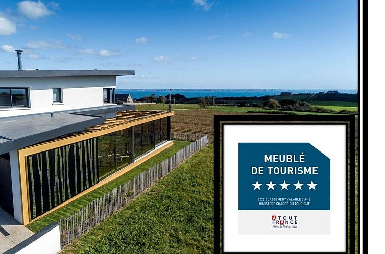 Vakantiehuis Villa mit Meerblick und privatem Spa - les gît