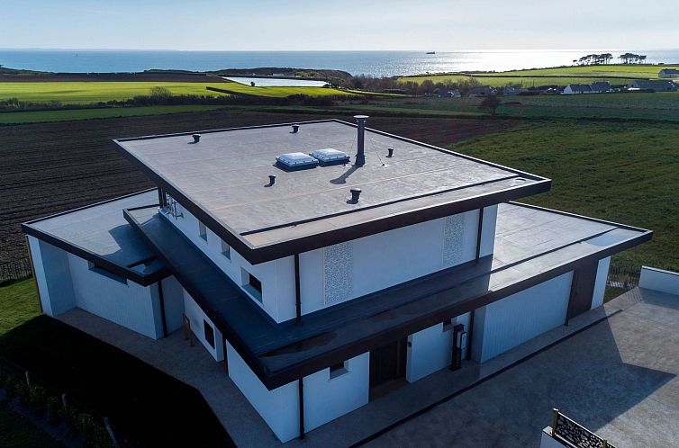 Vakantiehuis Villa mit Meerblick und privatem Spa - les gît