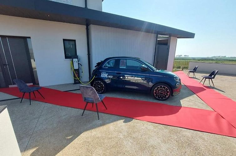 Vakantiehuis Villa mit Meerblick und privatem Spa - les gît