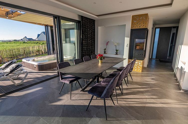 Vakantiehuis Villa mit Meerblick und privatem Spa - les gît