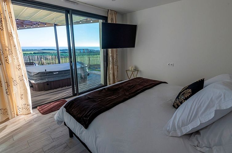 Vakantiehuis Villa mit Meerblick und privatem Spa - les gît