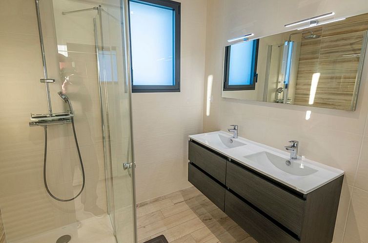 Vakantiehuis Villa mit Meerblick und privatem Spa - les gît