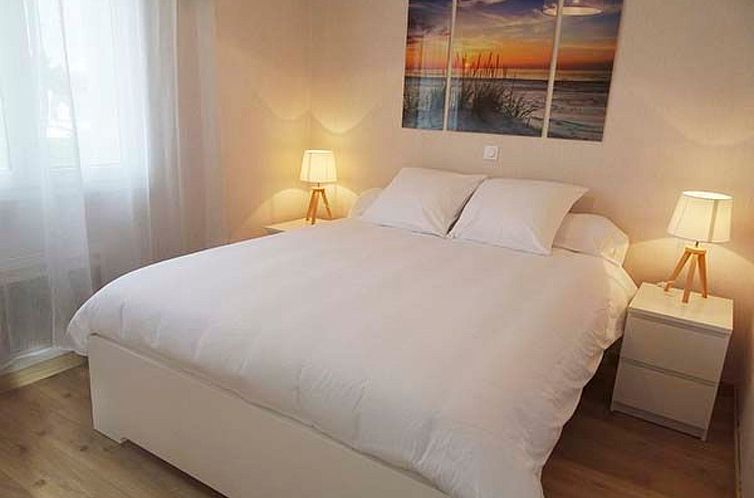 Vakantiehuis Charmantes Haus mit privatem Jacuzzi in der Bre