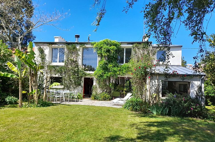 Guest house 04110401 - Holiday property Brittany - Vakantiehuis Großes Familienhaus mit schön angelegtem Gart