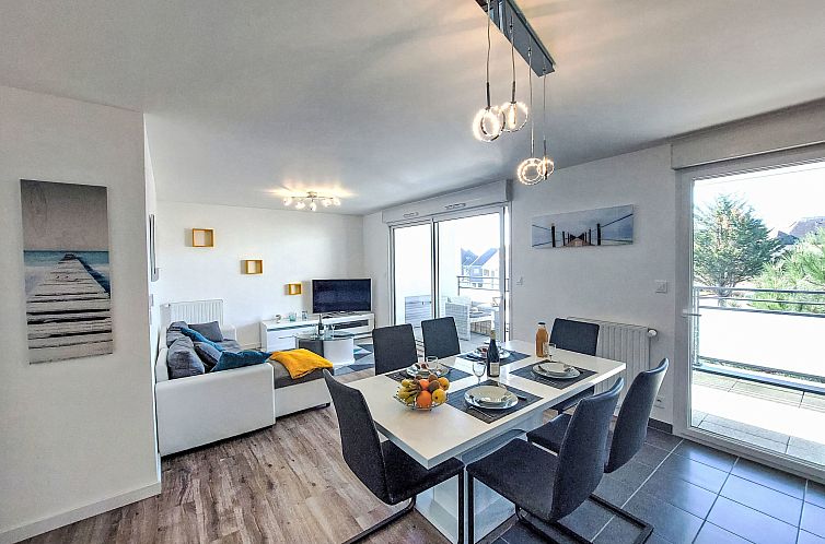 Appartement Grand Balcon, Piscine et proche du Port