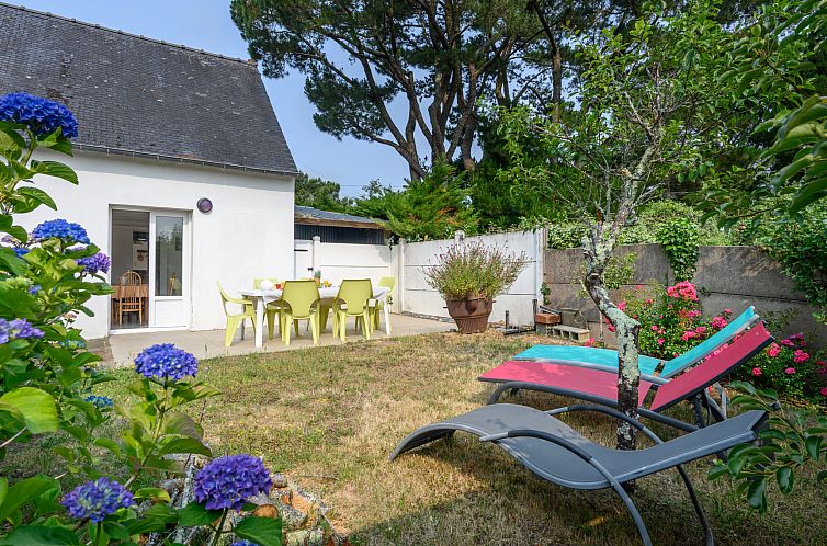 Guest house 04115222 - Holiday property Brittany - Vakantiehuis Les Tourelles