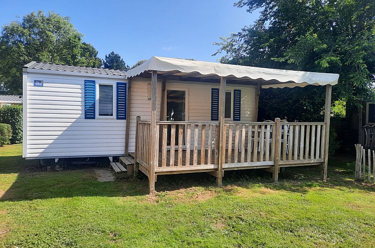 Gemuetliches Mobilheim Confort 28m2 in Saint-Philibert, Bretagne. Perfekt fuer einen Urlaub im Gruenen und Ruhe umgeben.