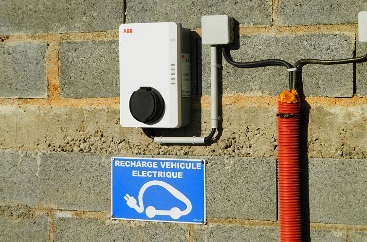 Appartement "Tromeal Lasalle" blick auf das Meer. Mit 4 Ster