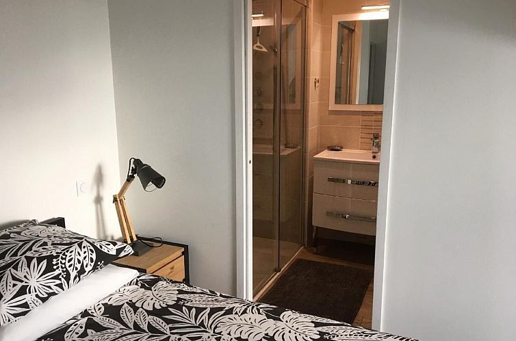 Appartement "Tromeal Lasalle" blick auf das Meer. Mit 4 Ster