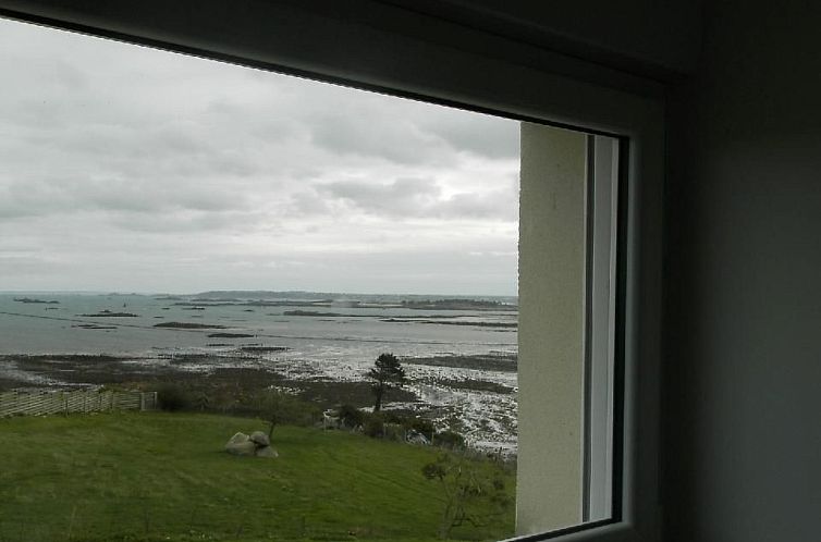 Appartement "Tromeal Lasalle" blick auf das Meer. Mit 4 Ster