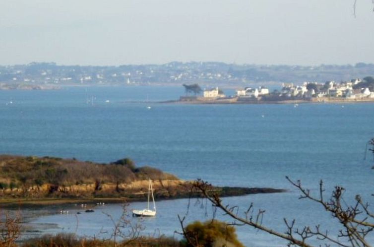 Vakantiehuis "Ty Saoson" mit Blick auf das Wasser