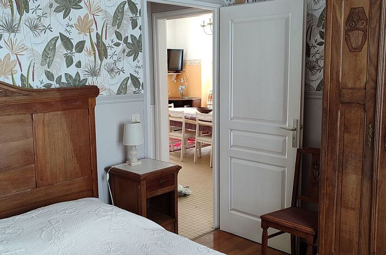Appartement Apartment mit privater Terrasse am Fluss