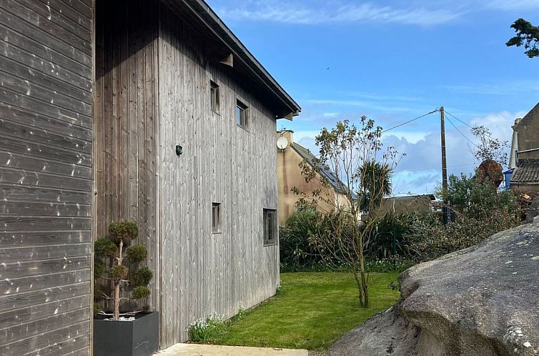 Vakantiehuis Große Villa am Meer mit privatem Spa Bereich