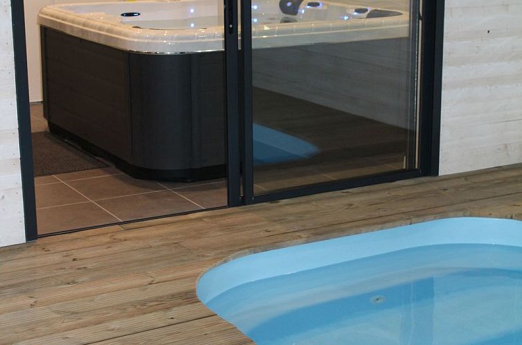 Vakantiehuis Große Villa am Meer mit privatem Spa Bereich