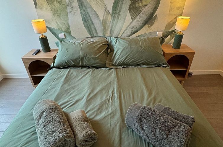 Vakantiehuis Große Villa am Meer mit privatem Spa Bereich