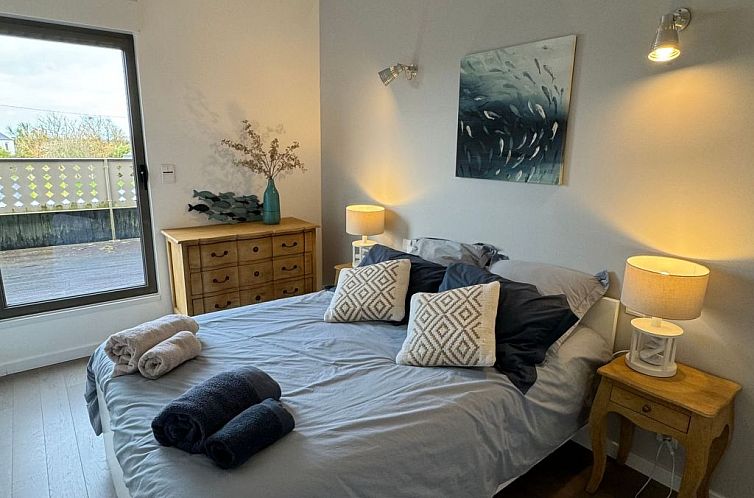 Vakantiehuis Große Villa am Meer mit privatem Spa Bereich