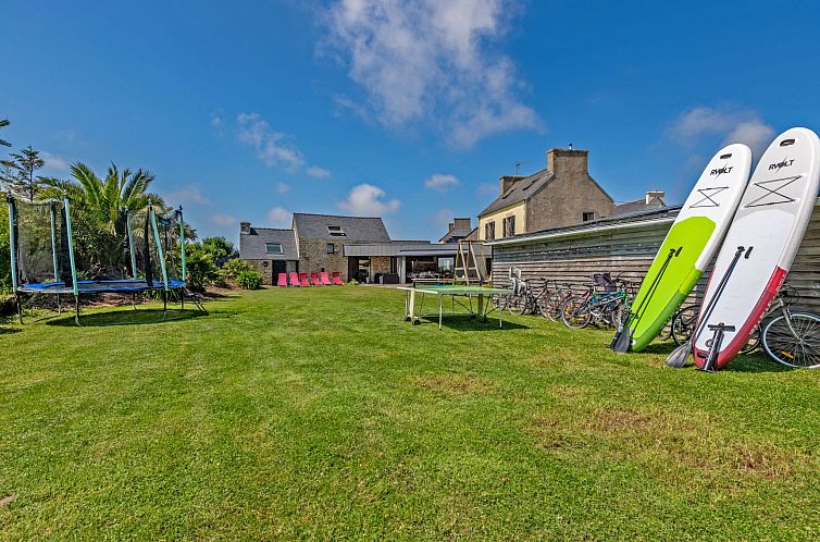 Unterkunft 04128413 - Ferienhaus Bretagne - Vakantiehuis Landgut "Villa Léànie" mit Innenpool