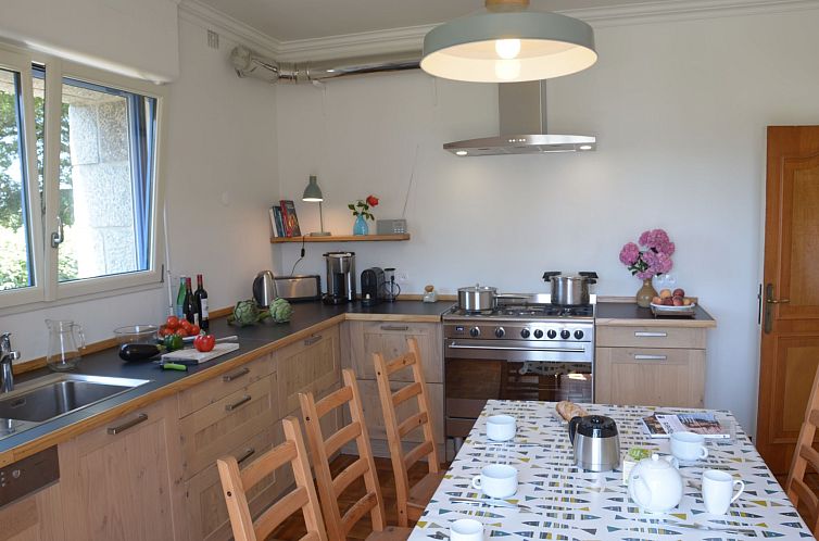 Vakantiehuis "Men Meur" mit Blick auf das Wasser