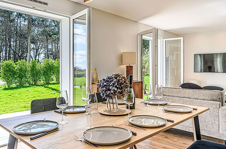 Vakantiehuis La Tour Bourgerel avec piscine