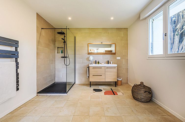 Vakantiehuis La Tour Bourgerel avec piscine