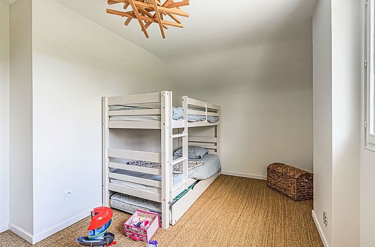 Vakantiehuis La Tour Bourgerel avec piscine