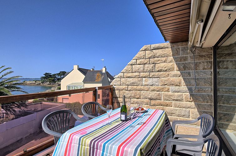 Guest house 04132106 - Apartment Brittany - Appartement Belle Vue Mer et Groix