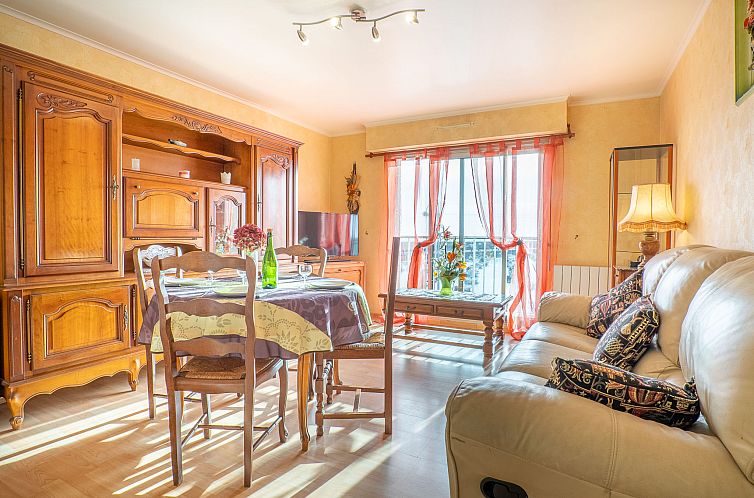 Guest house 04142802 - Apartment Brittany - Appartement Le Surcouf