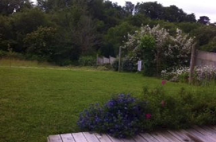 Vakantiehuis Tolles Ferienhaus in Esquibien mit Großem Gart