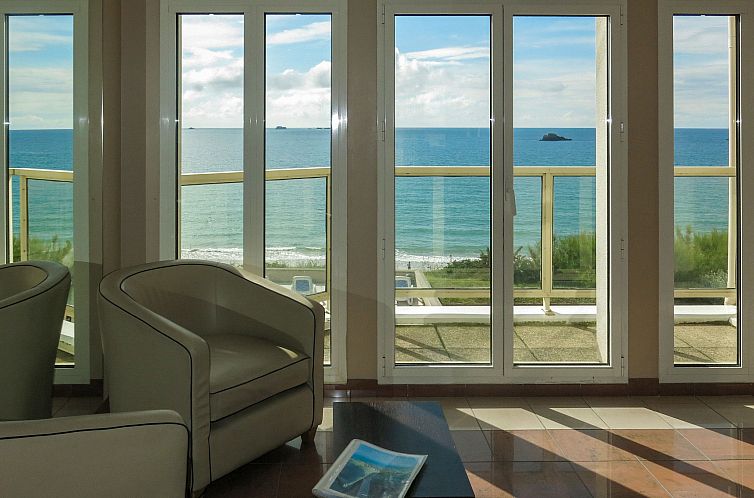 Appartement Reine Marine -T3 Face Mer