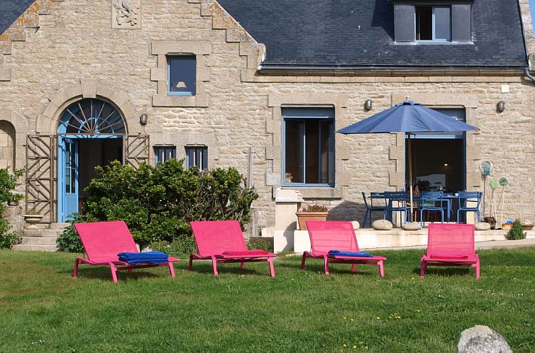 Vakantiehuis Ferienvilla mit Blick auf das Wasser