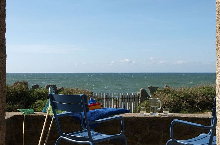 Vakantiehuis Ferienvilla mit Blick auf das Wasser