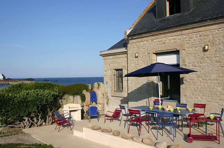 Vakantiehuis Villa "Le Viben" mit Blick auf das Wasser