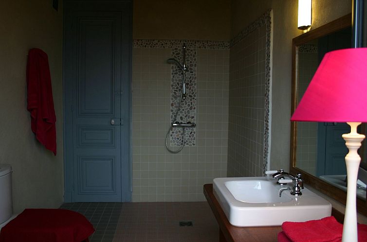 Vakantiehuis Villa "Le Viben" mit Blick auf das Wasser