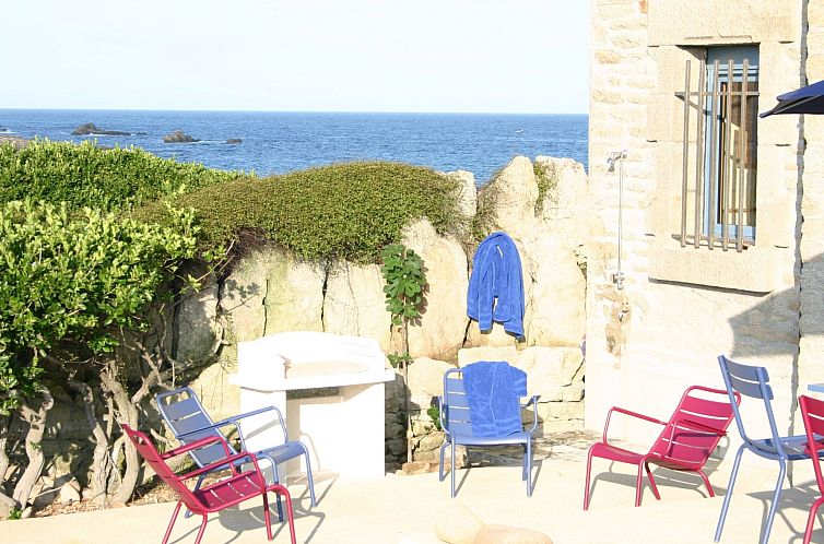 Vakantiehuis Villa "Le Viben" mit Blick auf das Wasser